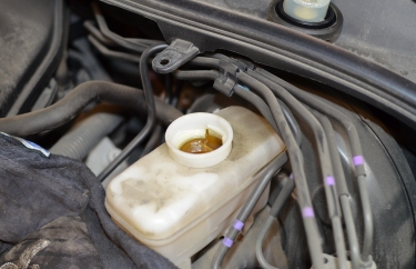 Замена тормозной жидкости Lexus IS 250