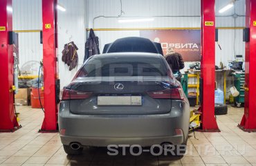 Плановое техобслуживание Лексус IS (подробные фото)